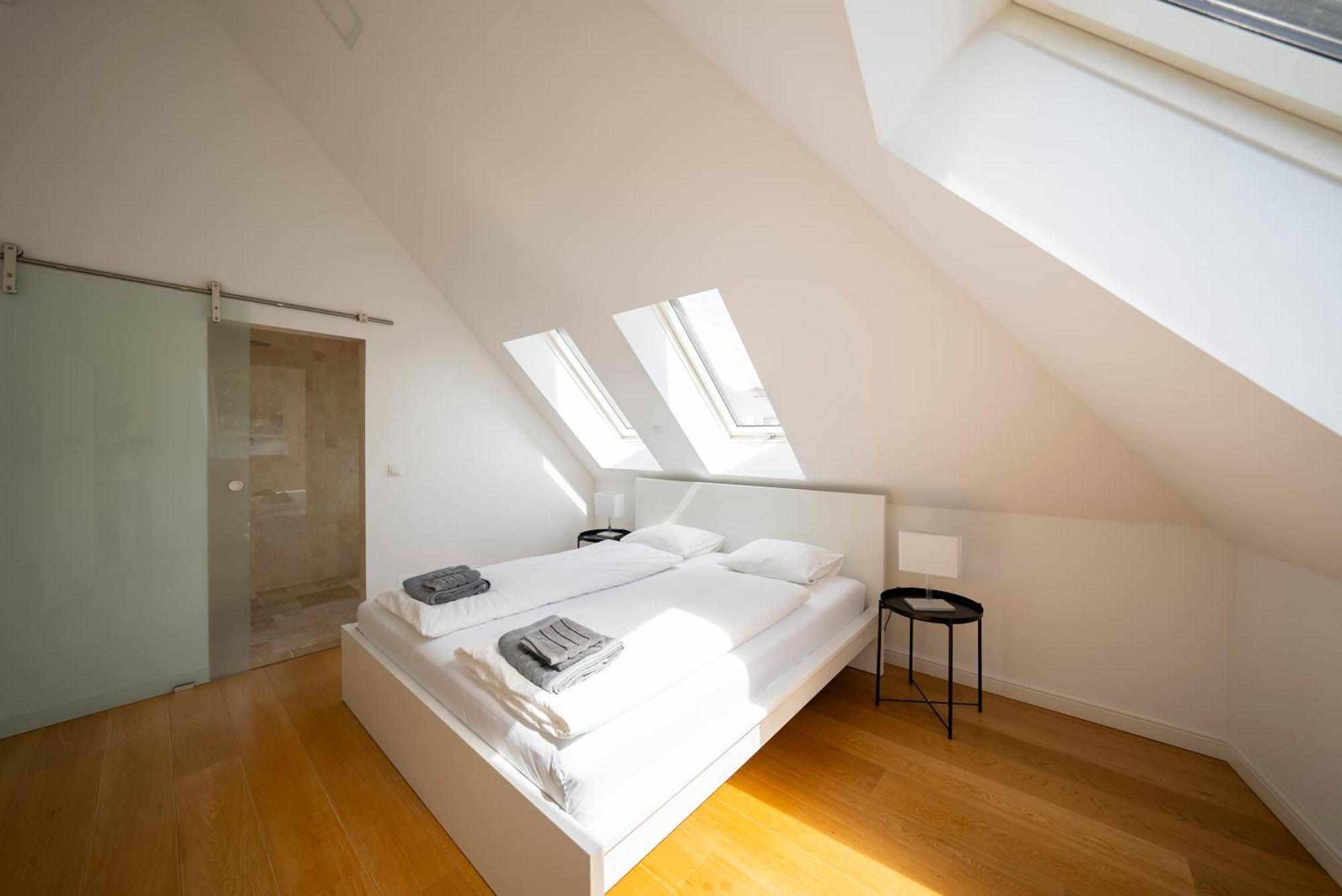 Luxury Penthouse Schonbrunn Wien